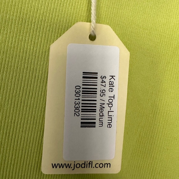Women’s Lime Green JODIFL Shirt Size M NWT Eyelet Embroidered Short Sleeves - Picture 5 of 6